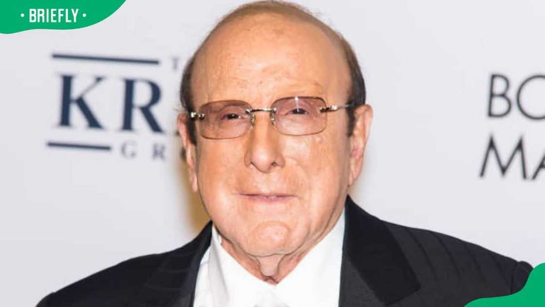 clive davis' worth