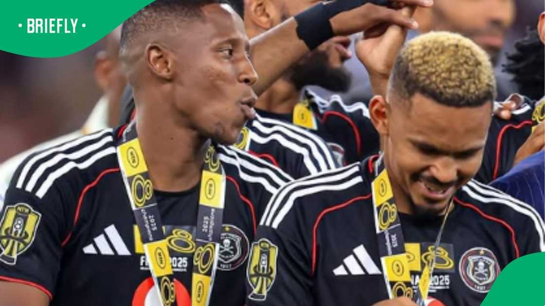 Tshepang Moremi, Orlando Pirates, Oswin Appollis.