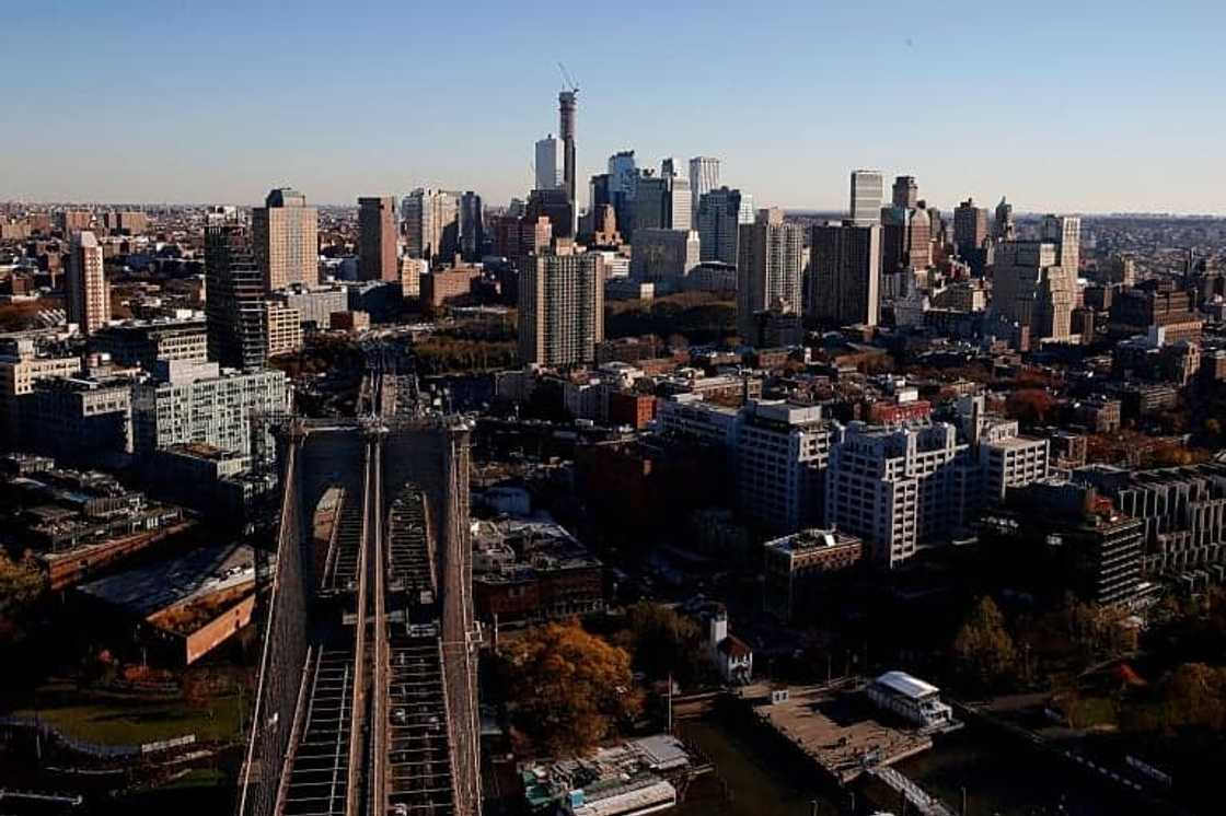 Most companies in the US have their headquarters in the city. Most companies in the US have their headquarters in the city.