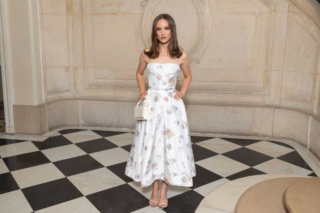 Natalie Portman at the Christian Dior Haute Couture Fall/Winter 2023/2024 show. Natalie Portman at the Christian Dior Haute Couture Fall/Winter 2023/2024 show.