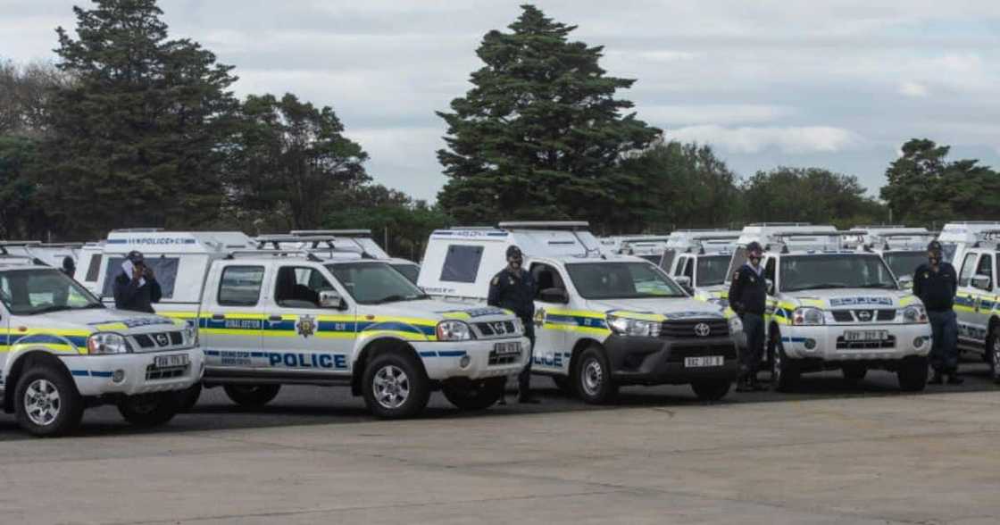 South African Police Service, SAPS, cars, Lenasia, Gauteng, theft, robbery, crime, South Africa South African Police Service, SAPS, cars, Lenasia, Gauteng, theft, robbery, crime, South Africa