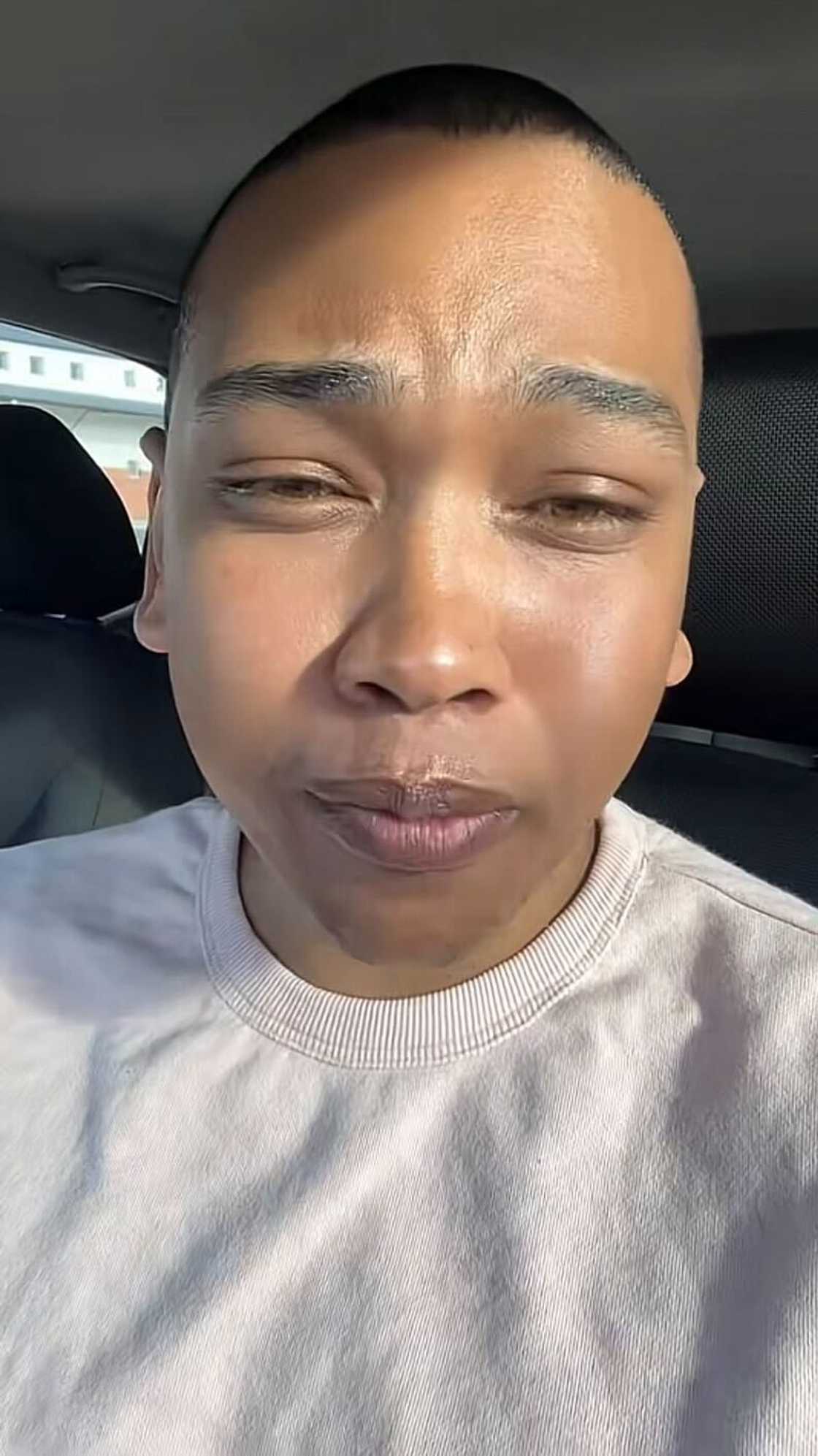 A young man shared a R400 Woolworths cake that got the internet talking. A young man shared a R400 Woolworths cake that got the internet talking.