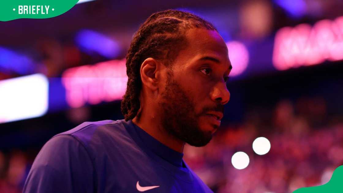 Los Angeles Clippers star Leonard at a 2024 game against the Atlanta Hawks at Crypto.com Arena