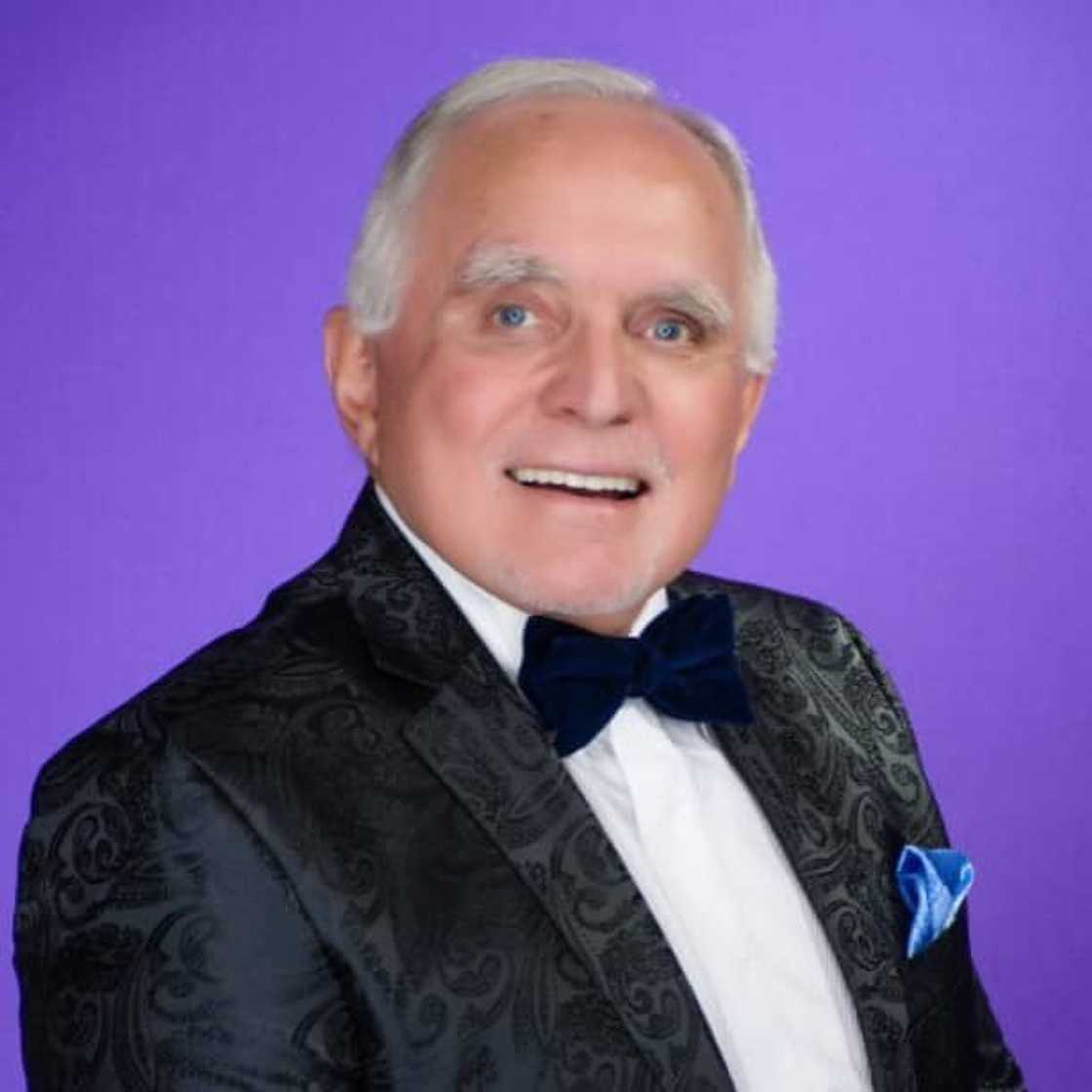Dan Pena's net worth Dan Pena's net worth