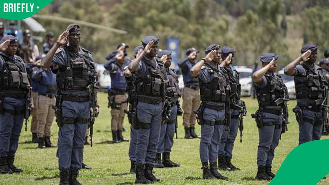 SAPS officers SAPS officers
