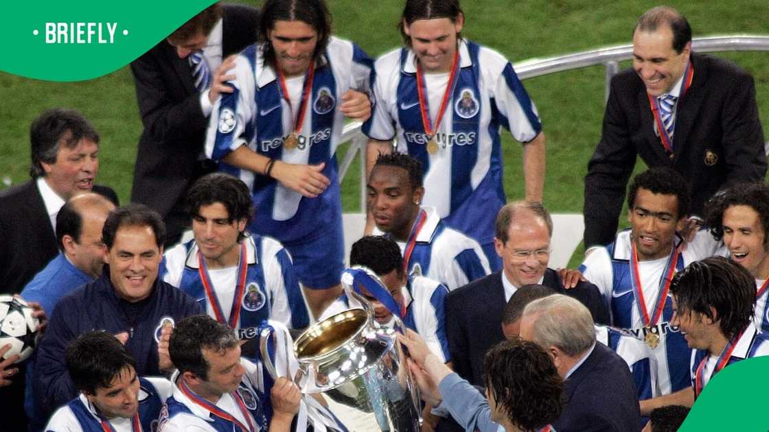 Benni McCarthy broke down in tears during a press conference as he paid tribute to his former FC Porto captain, Jorge Costa, who passed away from cardiac arrest Benni McCarthy broke down in tears during a press conference as he paid tribute to his former FC Porto captain, Jorge Costa, who passed away from cardiac arrest