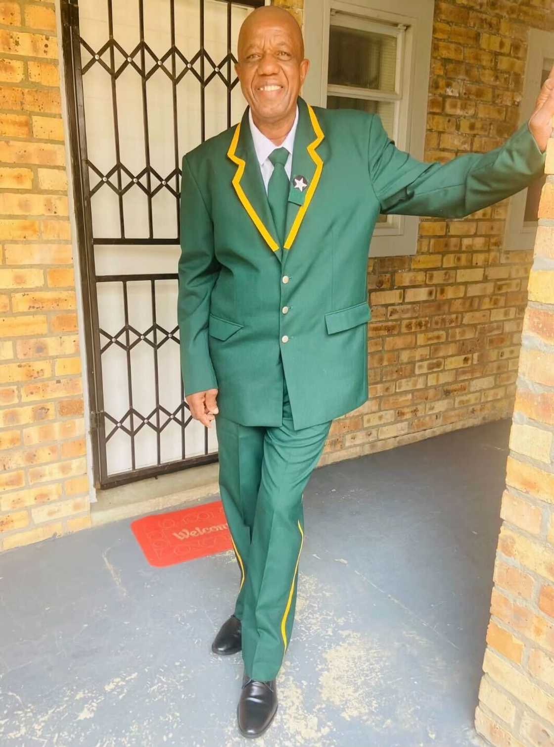 A lady unveiled how her father takes care of her son in a TikTok video that warmed hearts in SA. A lady unveiled how her father takes care of her son in a TikTok video that warmed hearts in SA.