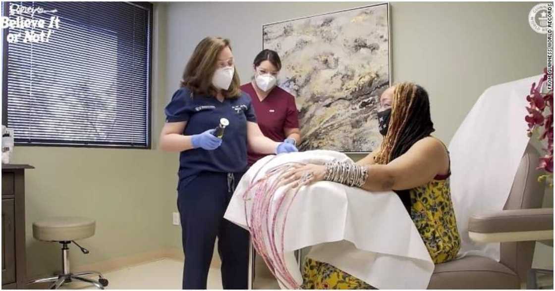 Woman with World's Longest Nails Finally Cuts Them for the First Time in 30 Years Woman with World's Longest Nails Finally Cuts Them for the First Time in 30 Years