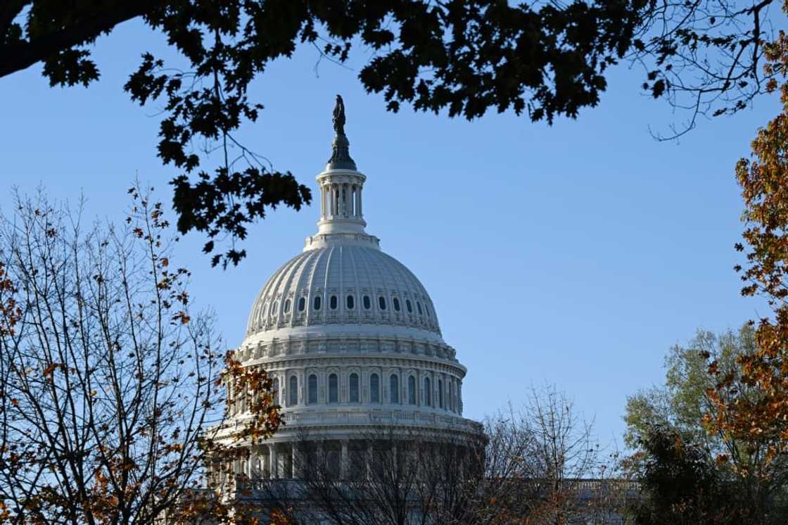 Republican have seized control of the US House of Representatives in a knife-edge midterm election, but failed to capture the Senate, media projections show