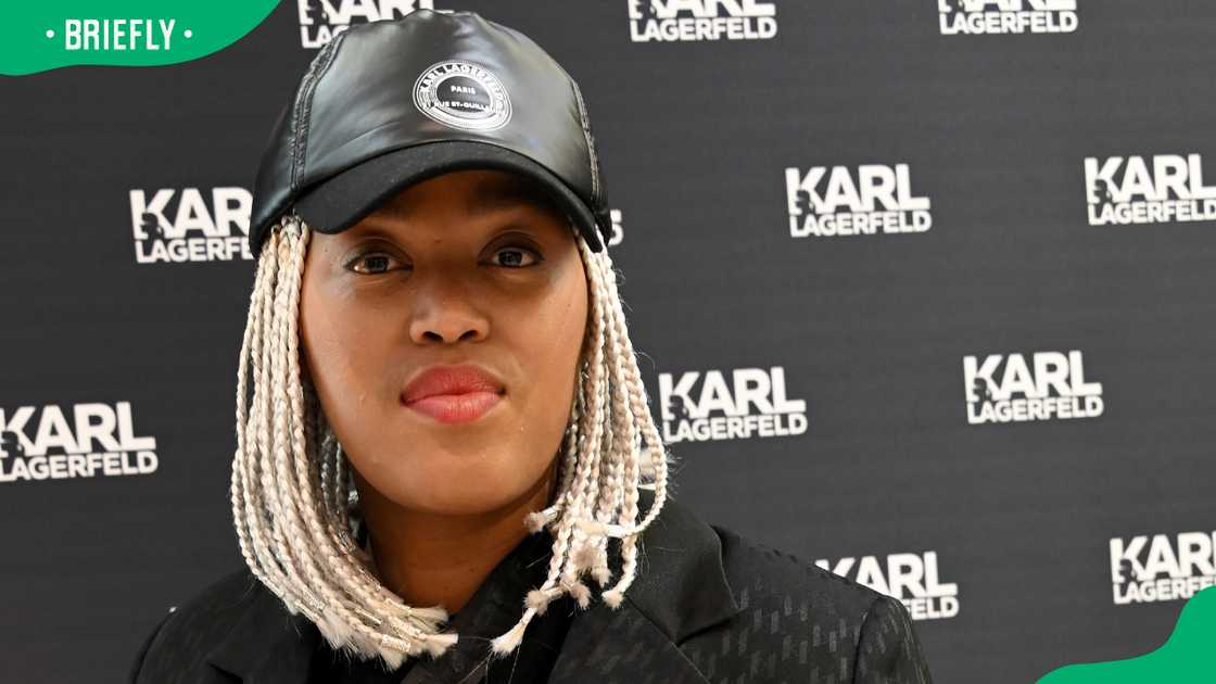 Msaki in Sandton City Msaki in Sandton City