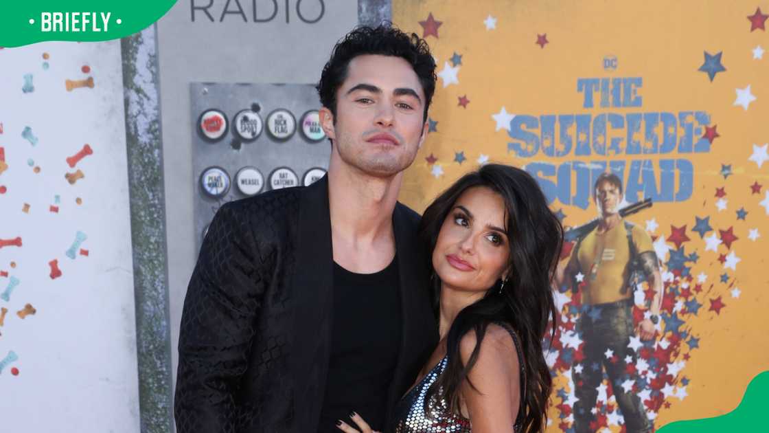 Darren Barnet and Mikaela Hoover at Warner Bros. Darren Barnet and Mikaela Hoover at Warner Bros.