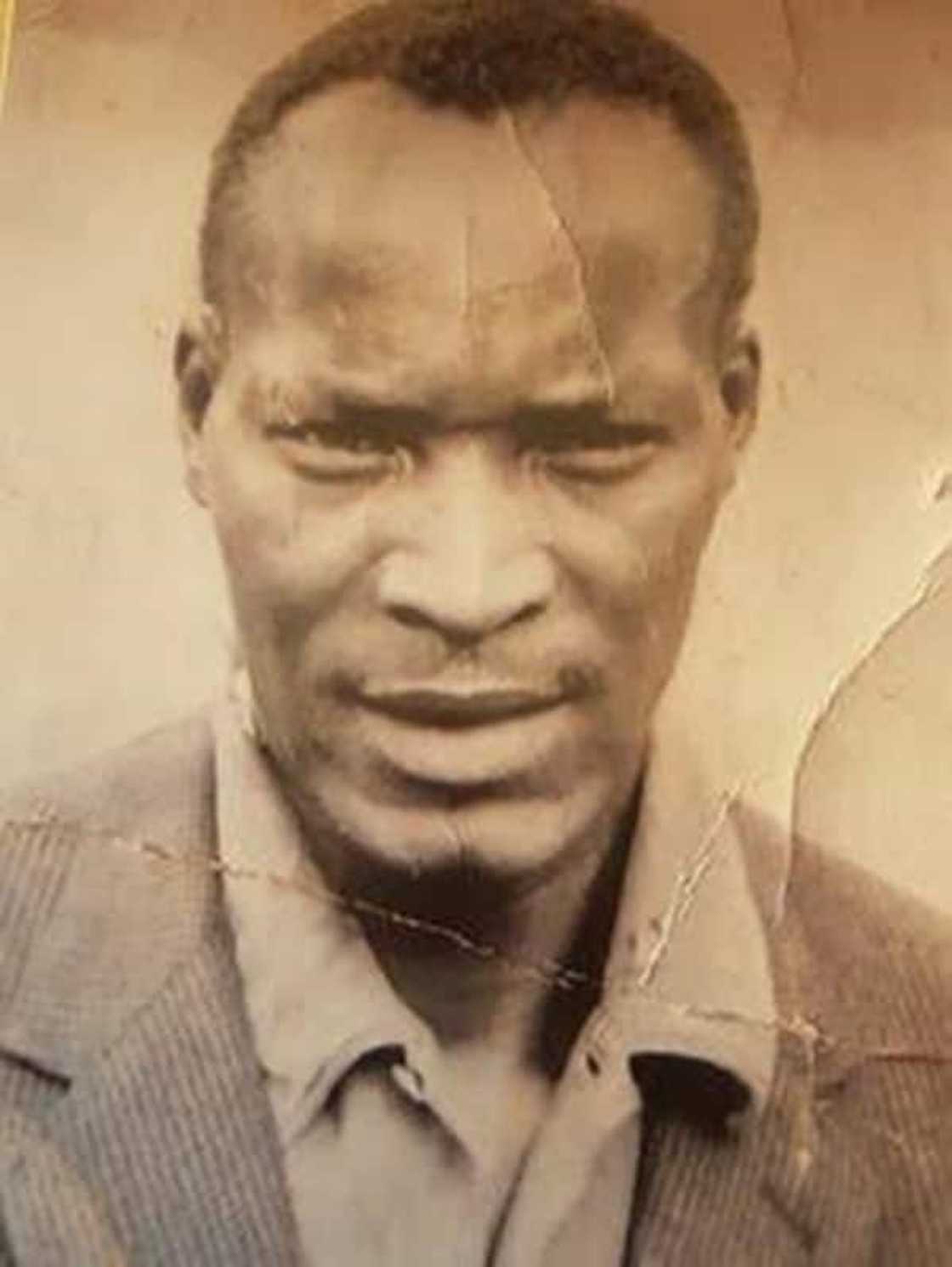 Jonathan Moyo father