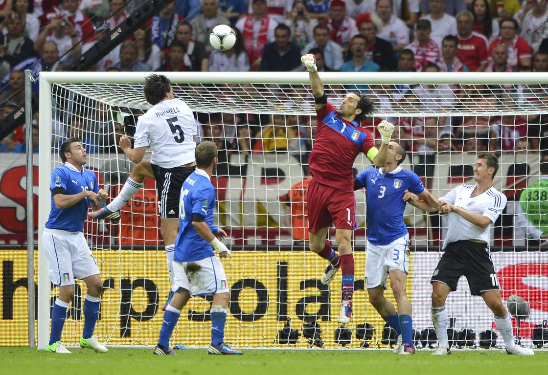 Gianluigi Buffon, Italy, Euro 2012, UEFA, Germany, Mats Hummels. Gianluigi Buffon, Italy, Euro 2012, UEFA, Germany, Mats Hummels.