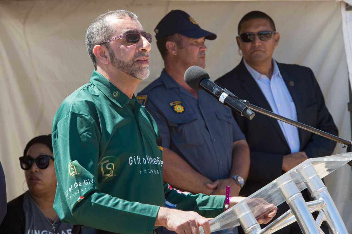 Dr Imtiaaz Sooliman spoke in glowing terms about General Nhlanhla Mkhwanazi Dr Imtiaaz Sooliman spoke in glowing terms about General Nhlanhla Mkhwanazi