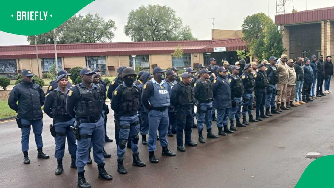 The South African Police Service's task team will make arrests related to the Madlanga Commission of Inquiry The South African Police Service's task team will make arrests related to the Madlanga Commission of Inquiry