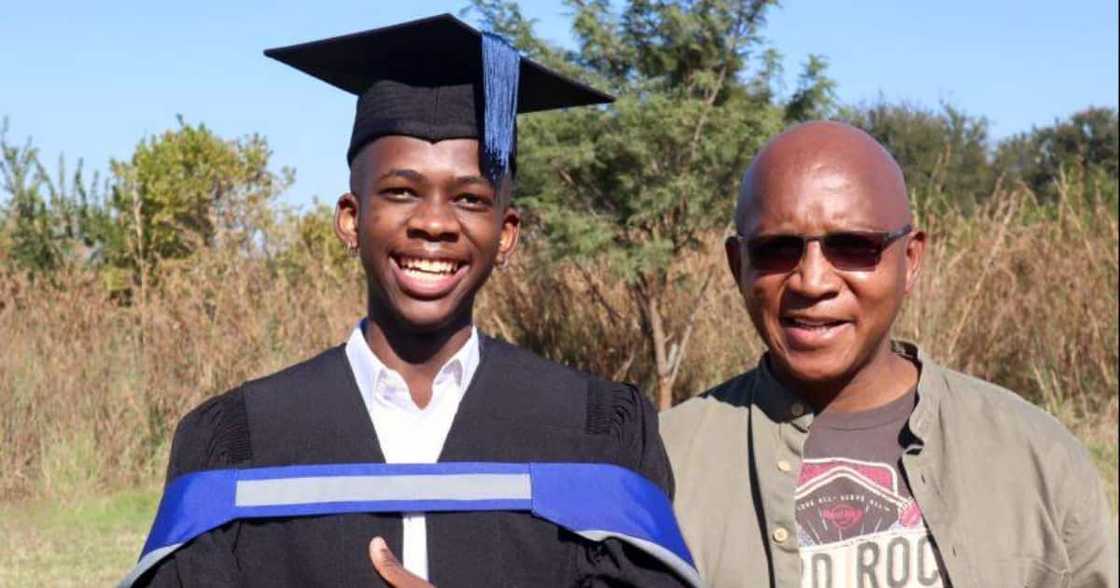 Man Graduates From University, Shares Touching Advice His Father Gave Him