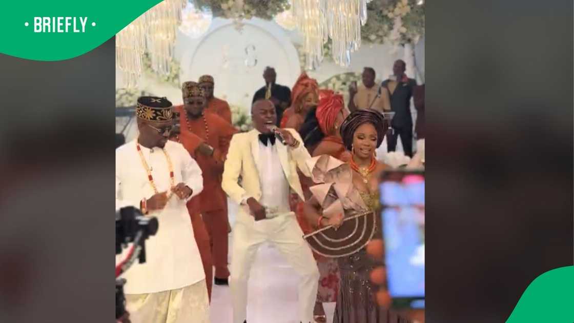 A wedding dance caught Mzansi by surprise. A wedding dance caught Mzansi by surprise.