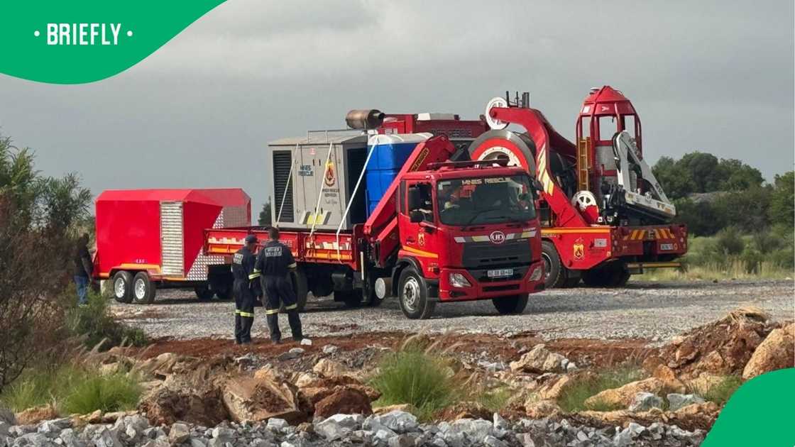 The vehicle transporting the cage used to recover miners from an abandoned shaft. The vehicle transporting the cage used to recover miners from an abandoned shaft.