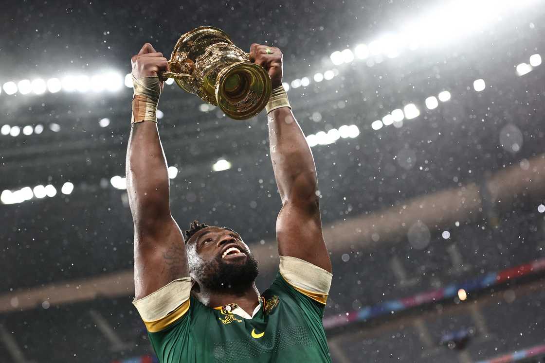 Springbos, Siya Kolisi, Rugby World Cup, Webb Ellis Cup Springbos, Siya Kolisi, Rugby World Cup, Webb Ellis Cup