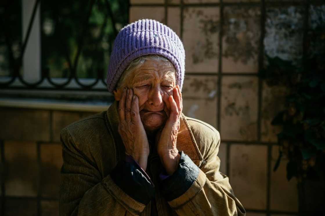 In the eastern city of Bakhmut, the few remaining residents stock up on food and clothes for the winter to the sounds of artillery In the eastern city of Bakhmut, the few remaining residents stock up on food and clothes for the winter to the sounds of artillery