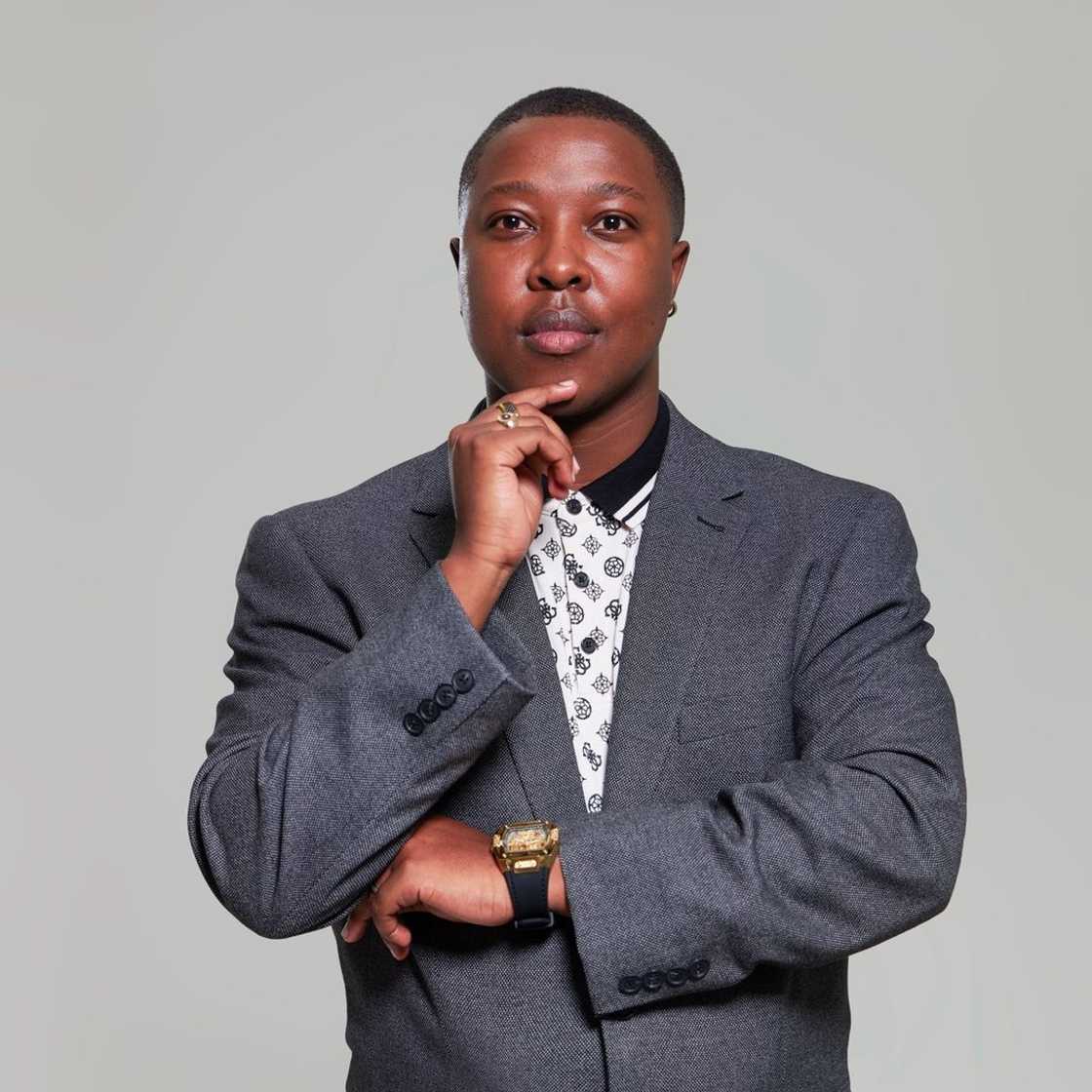 Others showered him and his little family with blessings Others showered him and his little family with blessings