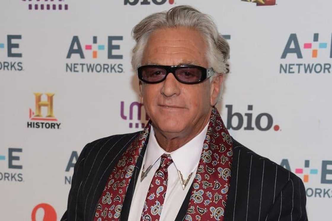 Barry Weiss Barry Weiss