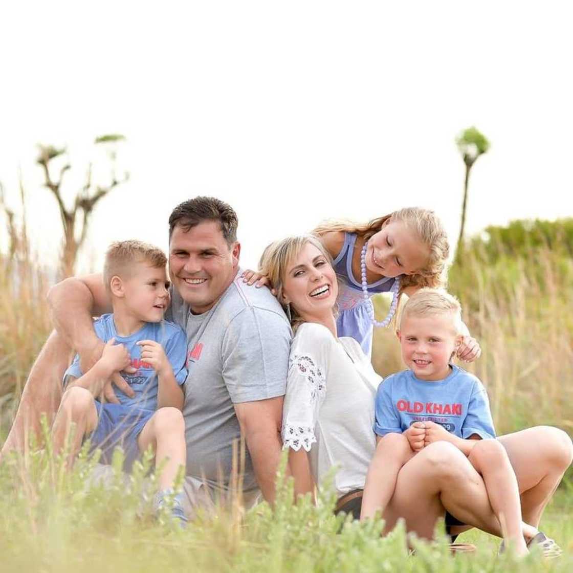 Waarom die bohaai oor Andries Enslin? Preke, skandaal, Texas. Andries enslin verhouding. Andries enslin texas. Andries enslin verlede. Andries enslin skokbewerings. Waarom die bohaai oor Andries Enslin? Preke, skandaal, Texas. Andries enslin verhouding. Andries enslin texas. Andries enslin verlede. Andries enslin skokbewerings.