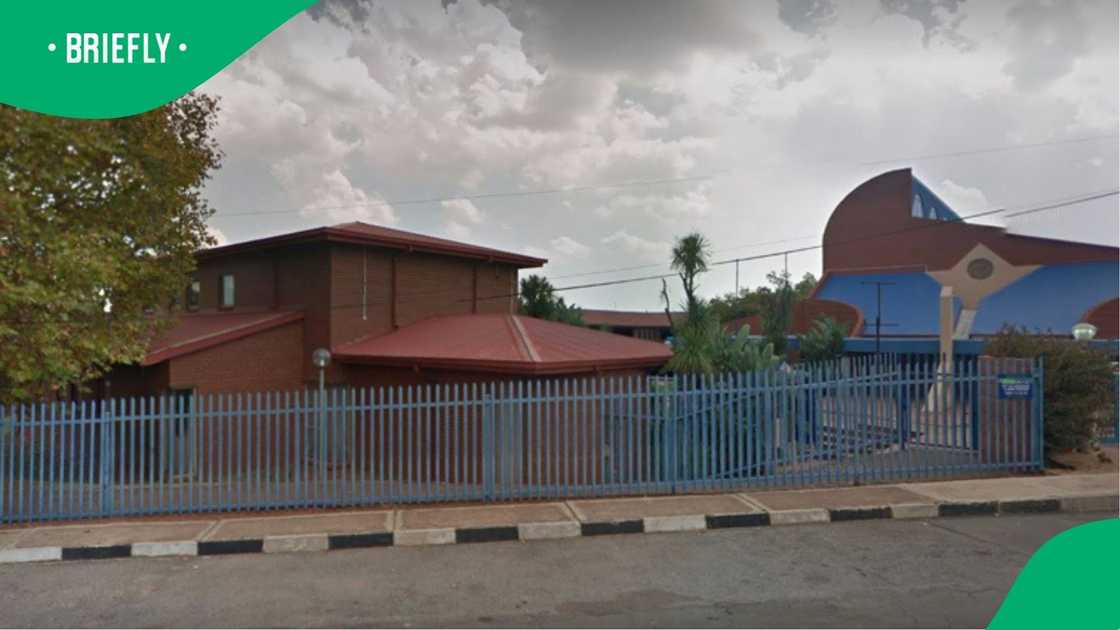 Three learners from the school were also injured