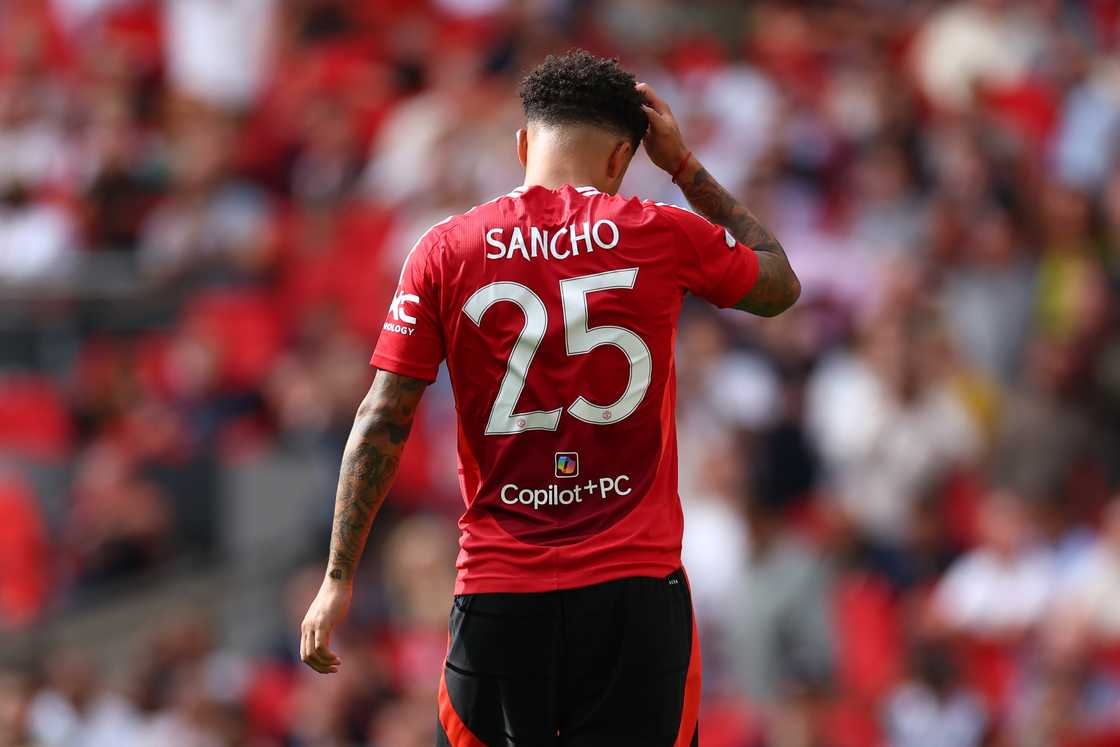 Manchester United Star Consoles Jadon Sancho After Penalty Miss Manchester United Star Consoles Jadon Sancho After Penalty Miss