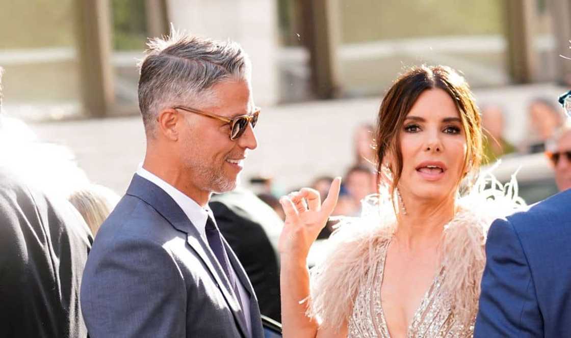 Has Sandra Bullock ever married?