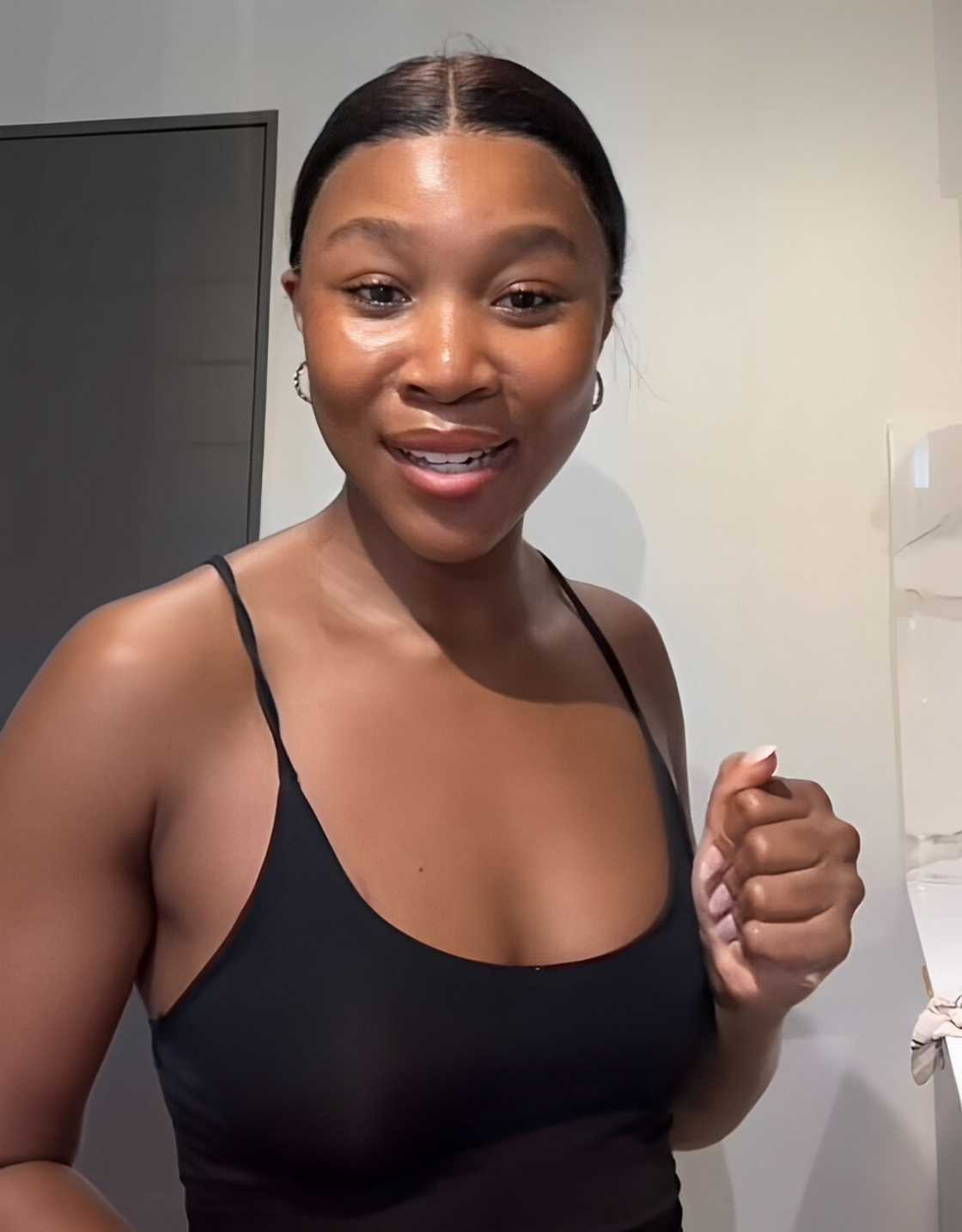 A South African lady plugged Mzansi with a home remedy for armpit odour.