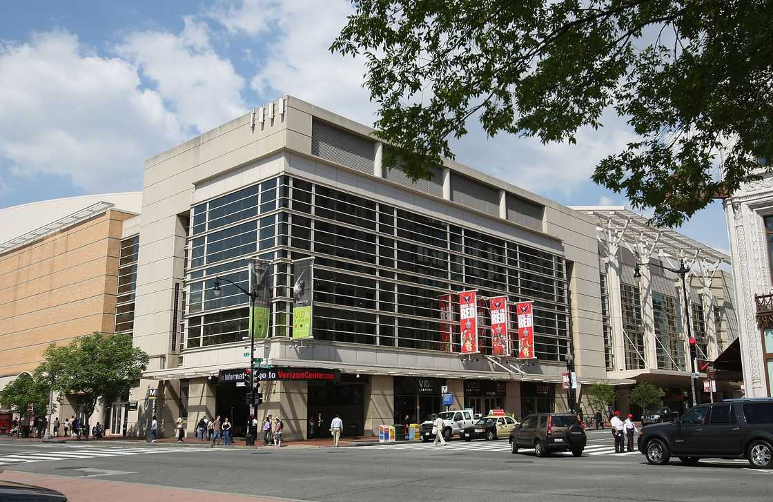 An exterior view of the Verizon Center An exterior view of the Verizon Center