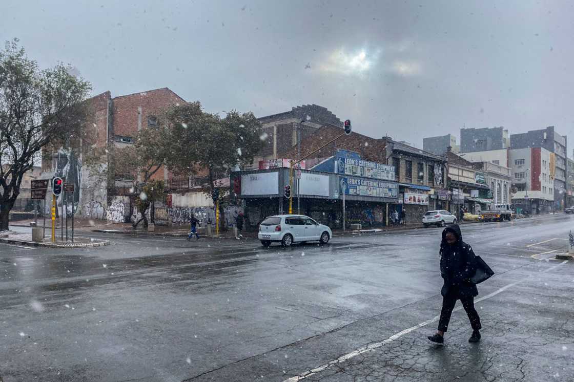 Snow is expected to fall in parts of the country due to a cold front