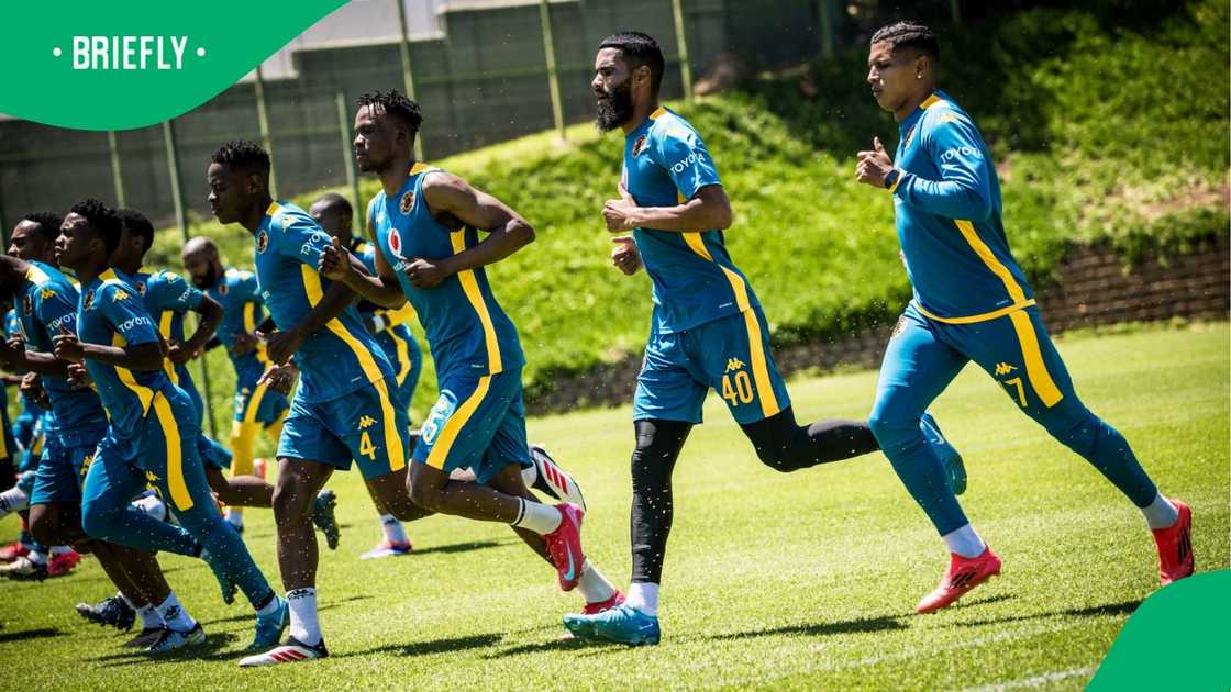 Tashreeq Morris, number 40, trained with his new teammates. Tashreeq Morris, number 40, trained with his new teammates.