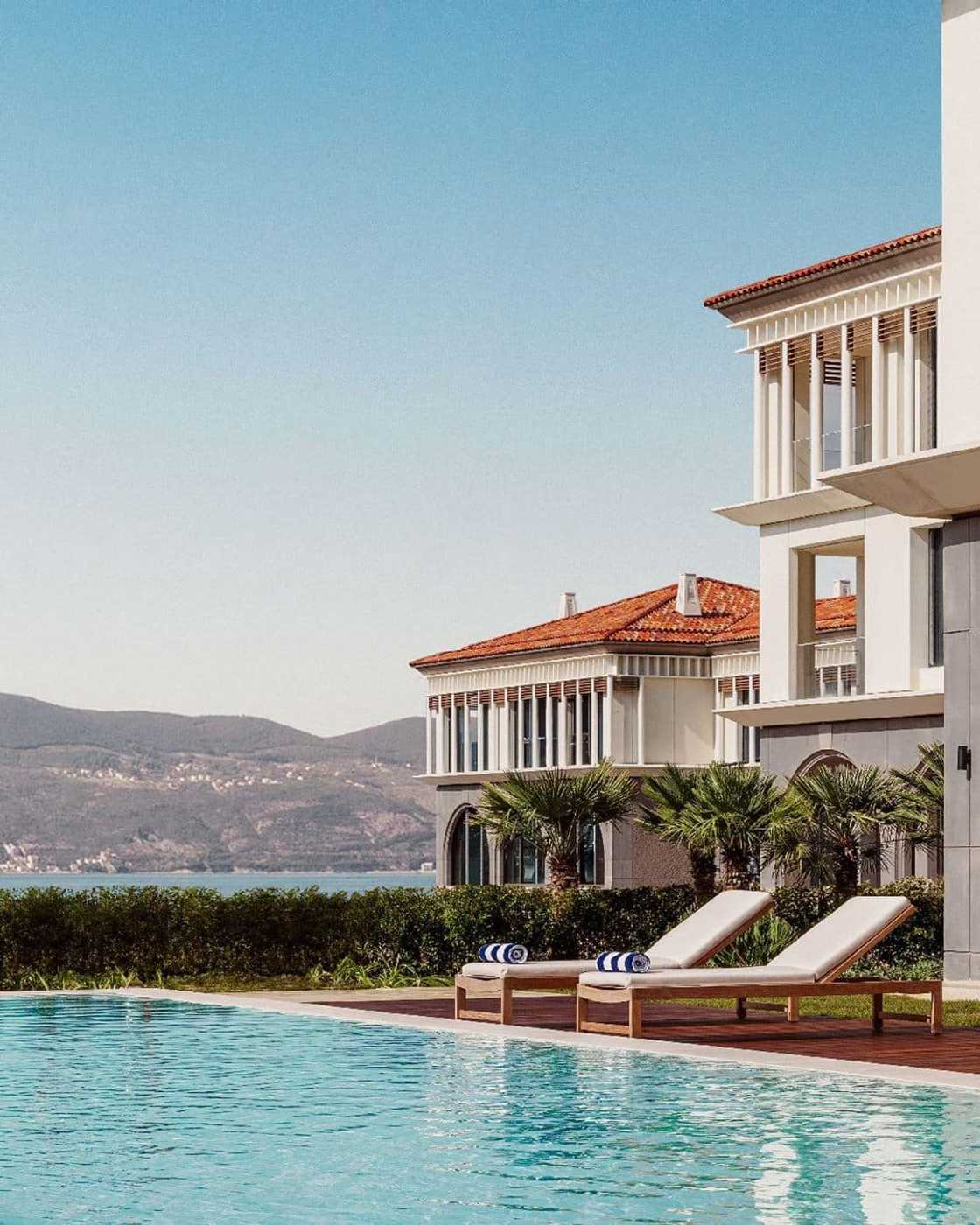 Top 15 luxury hotels Top 15 luxury hotels