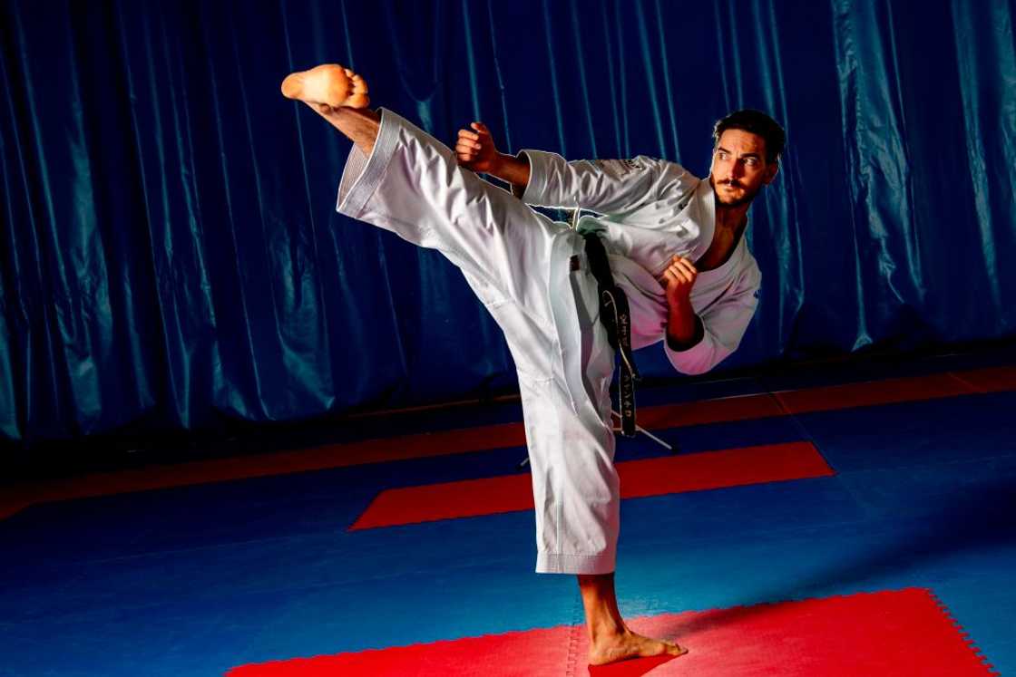 Man went through one of the katas in karate Man went through one of the katas in karate