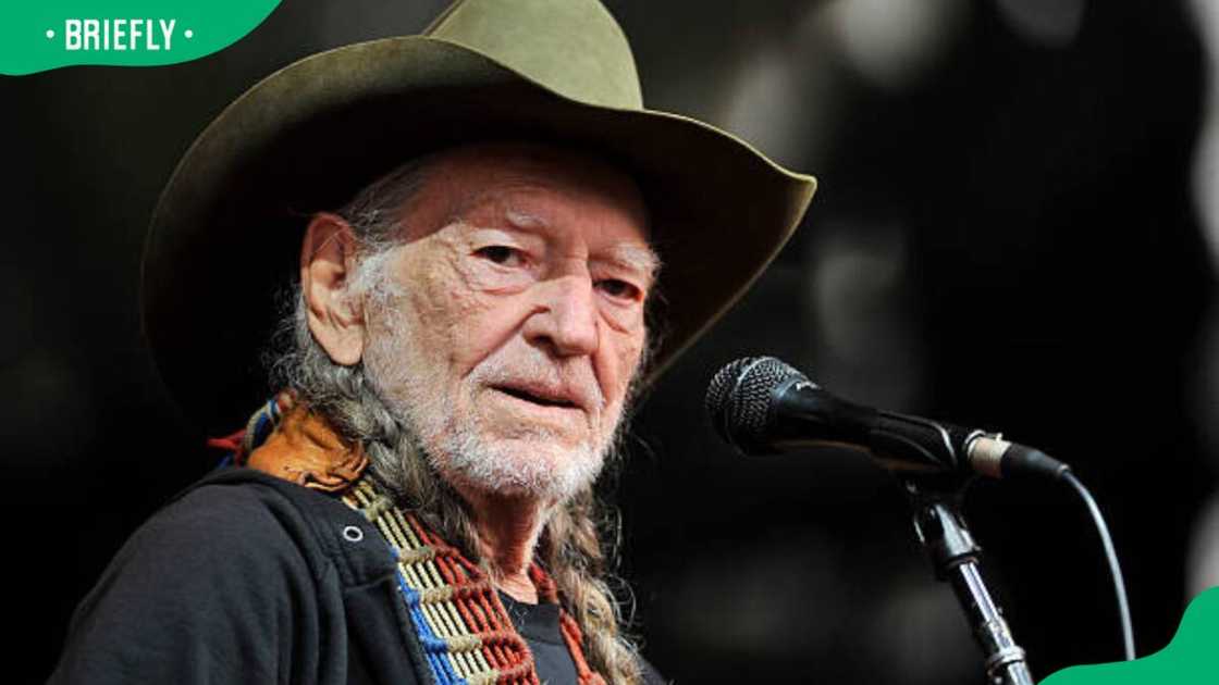 Willie Nelson performing at the 30th Annual Bridge School Willie Nelson performing at the 30th Annual Bridge School