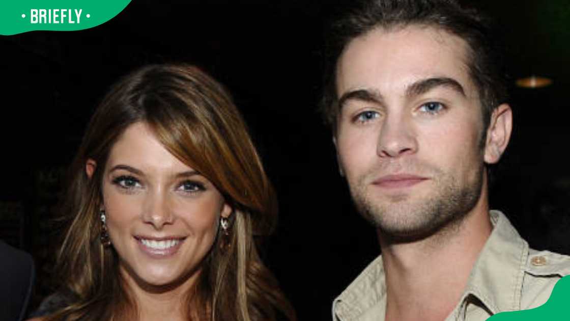 Ashley Greene and actor Chace Crawford at the 2010 Teen Choice Awards Ashley Greene and actor Chace Crawford at the 2010 Teen Choice Awards