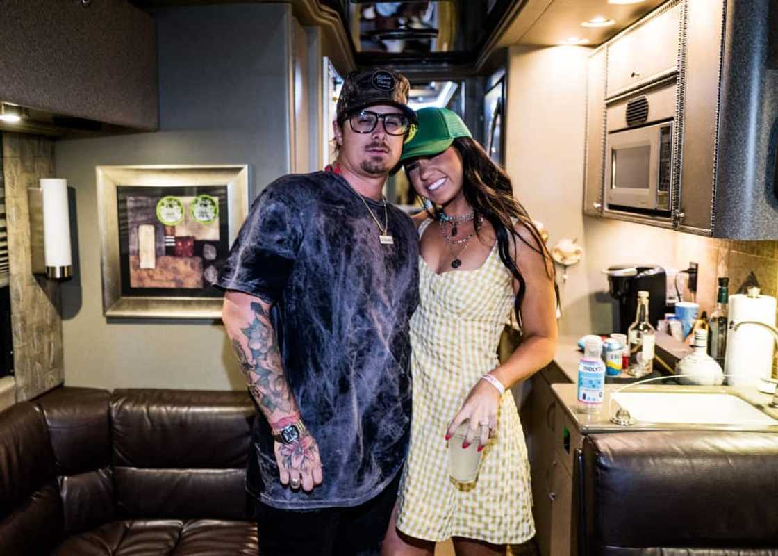 How did Caleigh Ryan and Hardy meet?