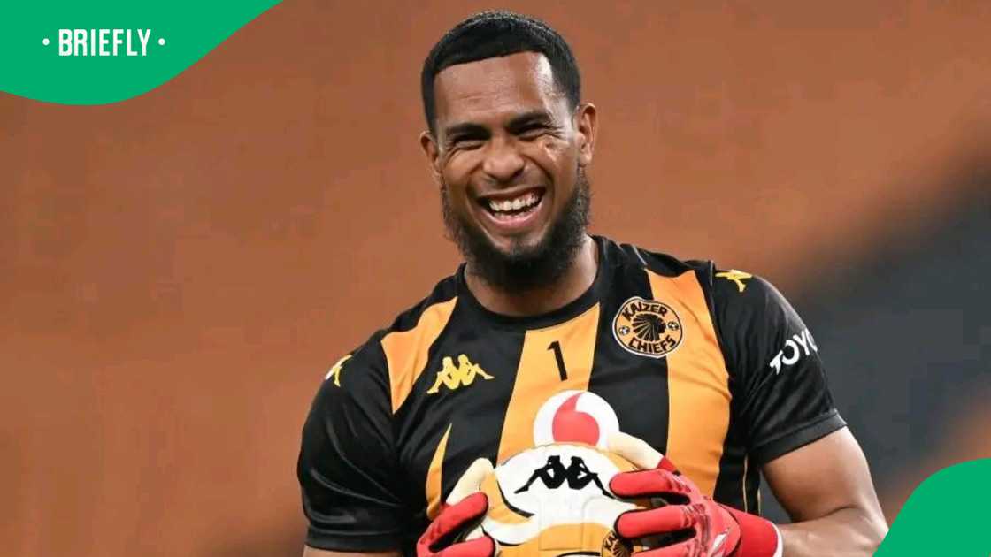 Kaizer Chiefs will be without goalkeeper Brandon Petersen and assistant coach Khalil Ben Youssef for their upcoming match against Cape Town City at FNB Stadium on Wednesday evening. Kaizer Chiefs will be without goalkeeper Brandon Petersen and assistant coach Khalil Ben Youssef for their upcoming match against Cape Town City at FNB Stadium on Wednesday evening.
