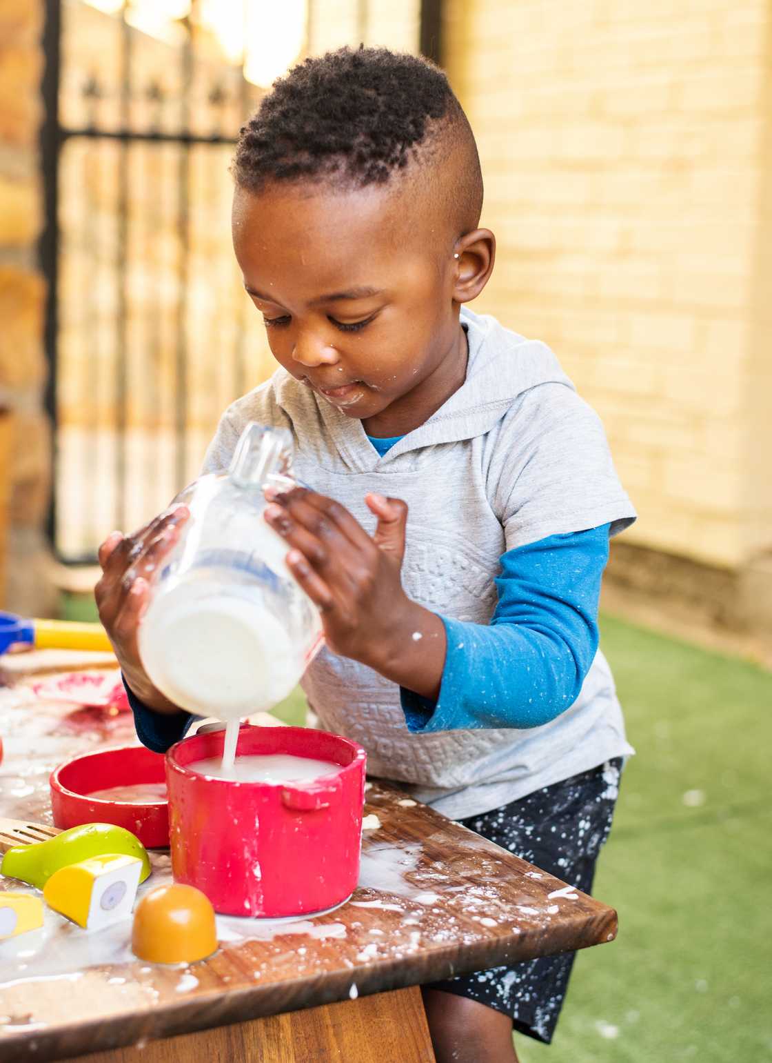 Toddlers learn by making messes Toddlers learn by making messes