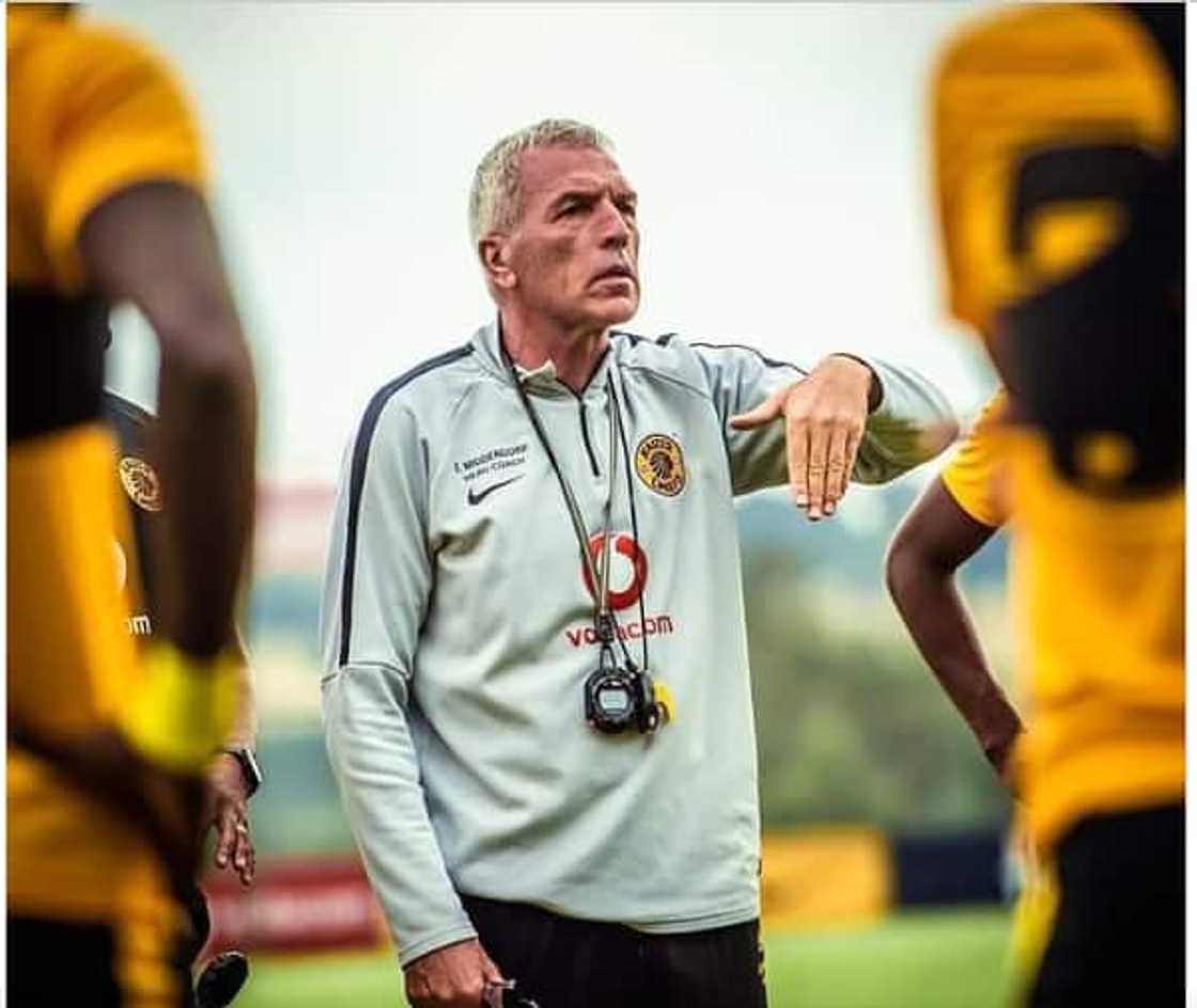 Ernst Middendorp teams coached