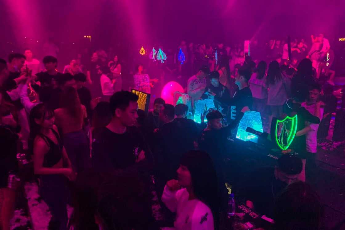 1 year after Wuhan was epicenter of pandemic, nightclubs reopen 1 year after Wuhan was epicenter of pandemic, nightclubs reopen