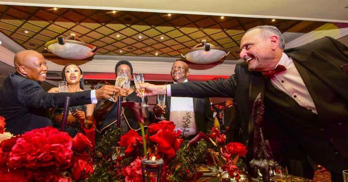 Picture of the EFF gala dinner Picture of the EFF gala dinner