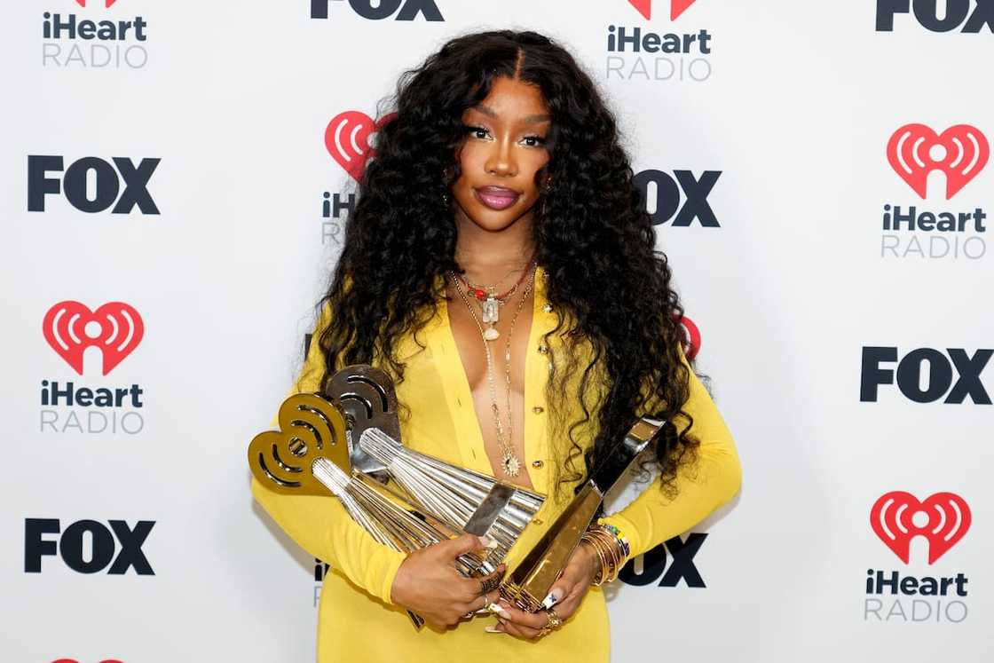 Singer-songwriter SZA Singer-songwriter SZA