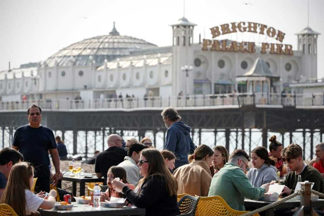 Independent restaurants and takeaways in Britain, including fish and chip shops, are also struggling due to rising costs Independent restaurants and takeaways in Britain, including fish and chip shops, are also struggling due to rising costs