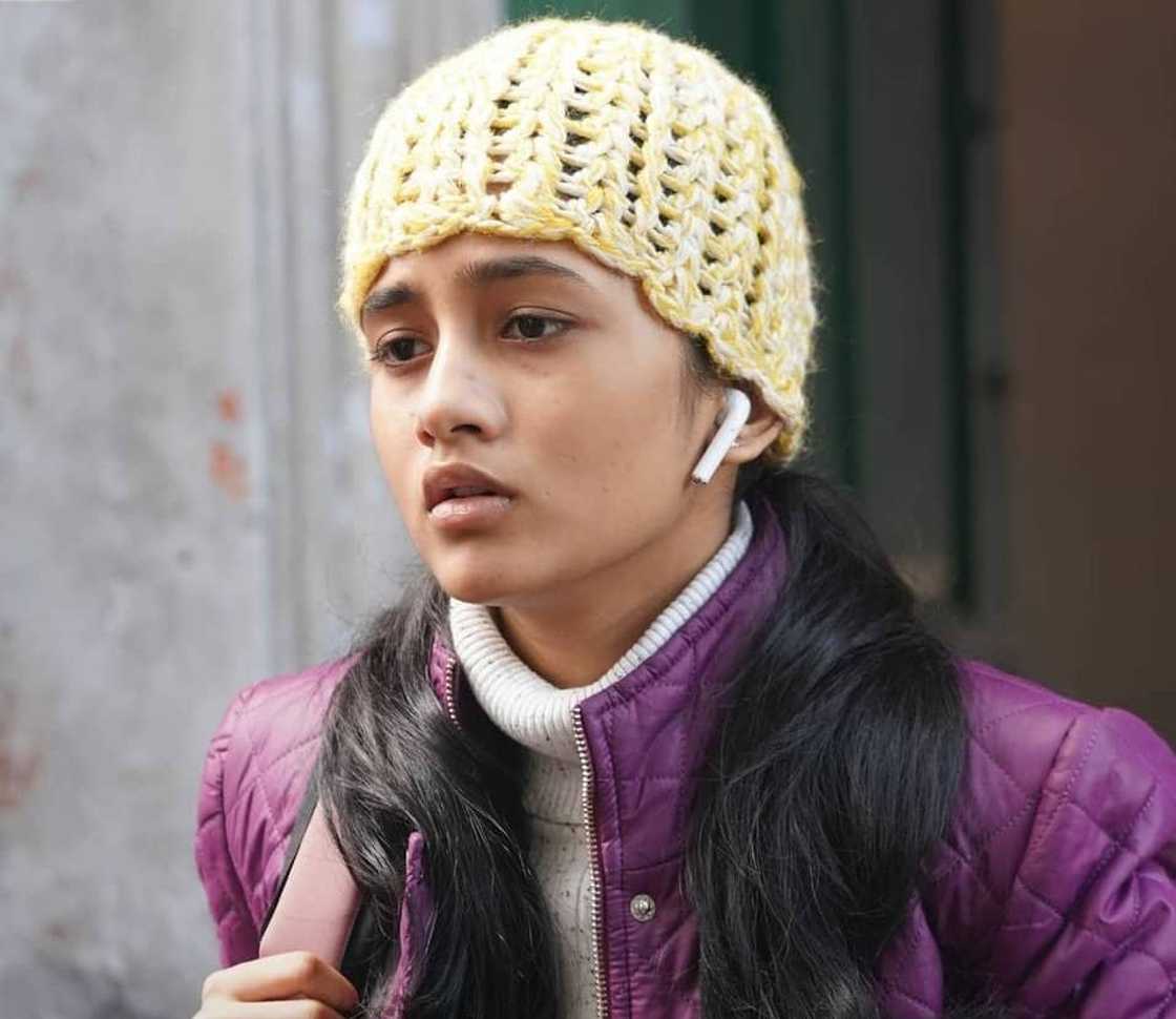 Ashlesha Thakur Ashlesha Thakur