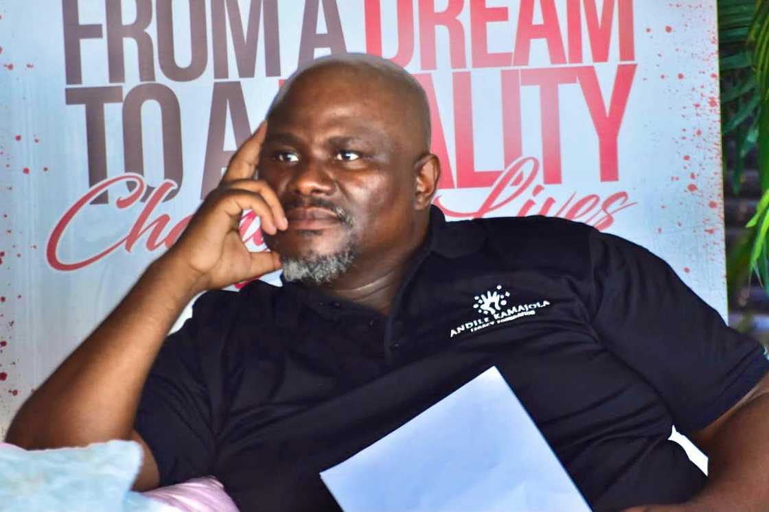 Andile kamajola slammed Ukhozi FM. Andile kamajola slammed Ukhozi FM.