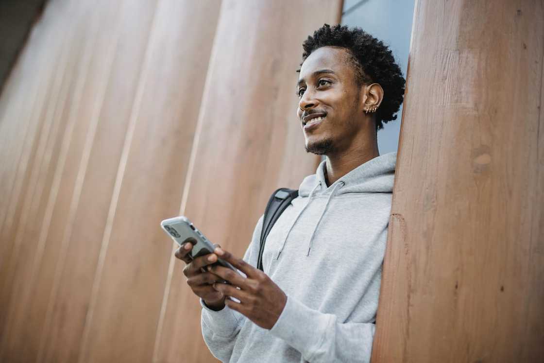 How long does money stay in an FNB eWallet? How long does money stay in an FNB eWallet?