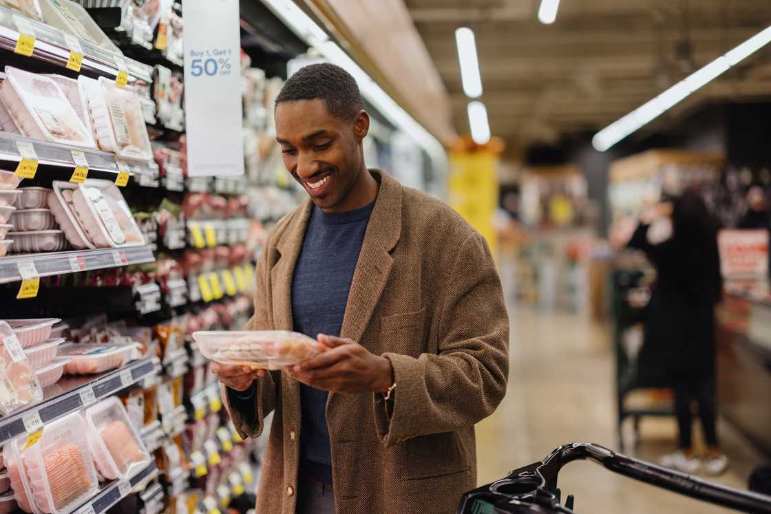 An American scored a deal on meat while shopping in the supermarket
